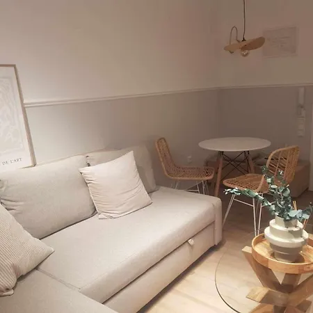 Cozy Palio 2 Apartment Palaiontsiflikion